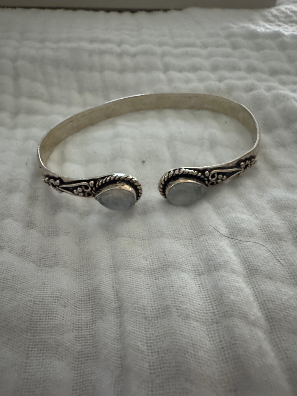 Silver moonstone bracelet